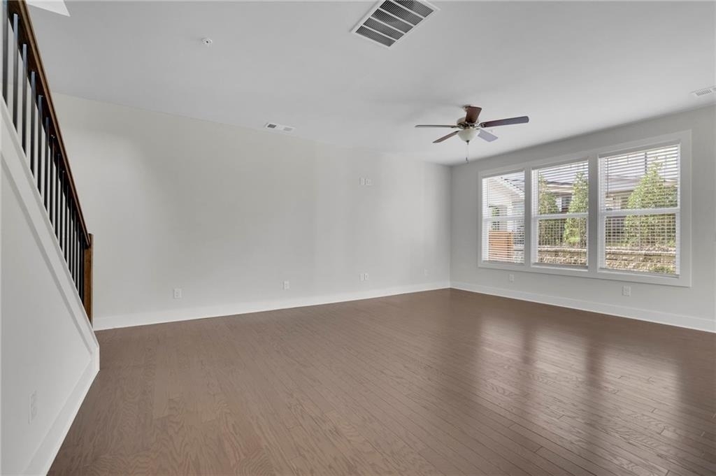 1252 Windmill Parkway - Photo 3