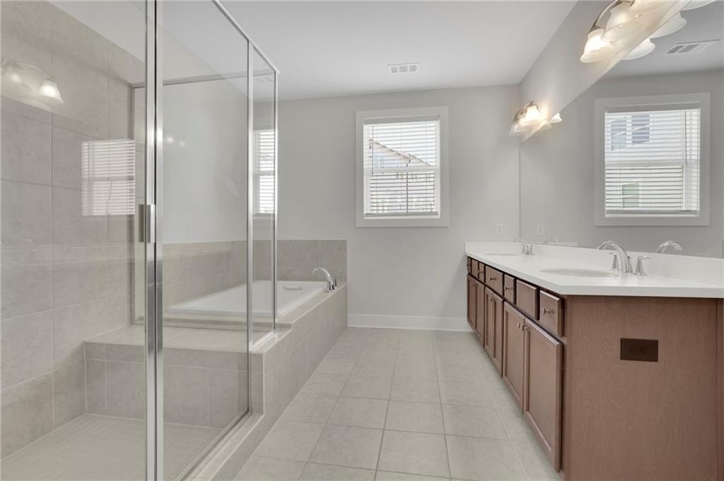 1252 Windmill Parkway - Photo 21