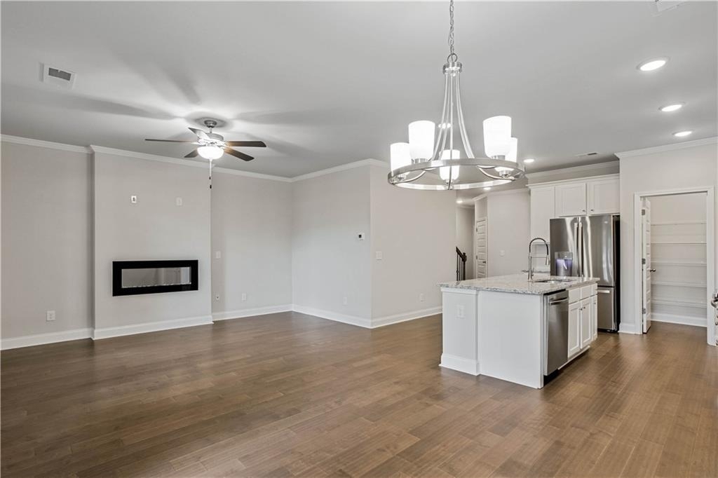 2423 Chene Drive - Photo 9