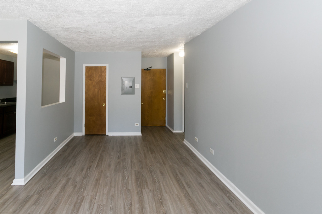 7333 N Ridge Boulevard - Photo 13
