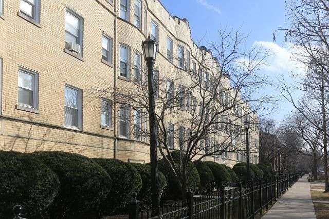 4503 N Malden Street - Photo 0