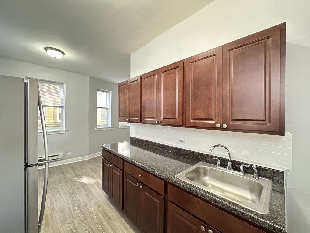 4503 N Malden Street - Photo 3