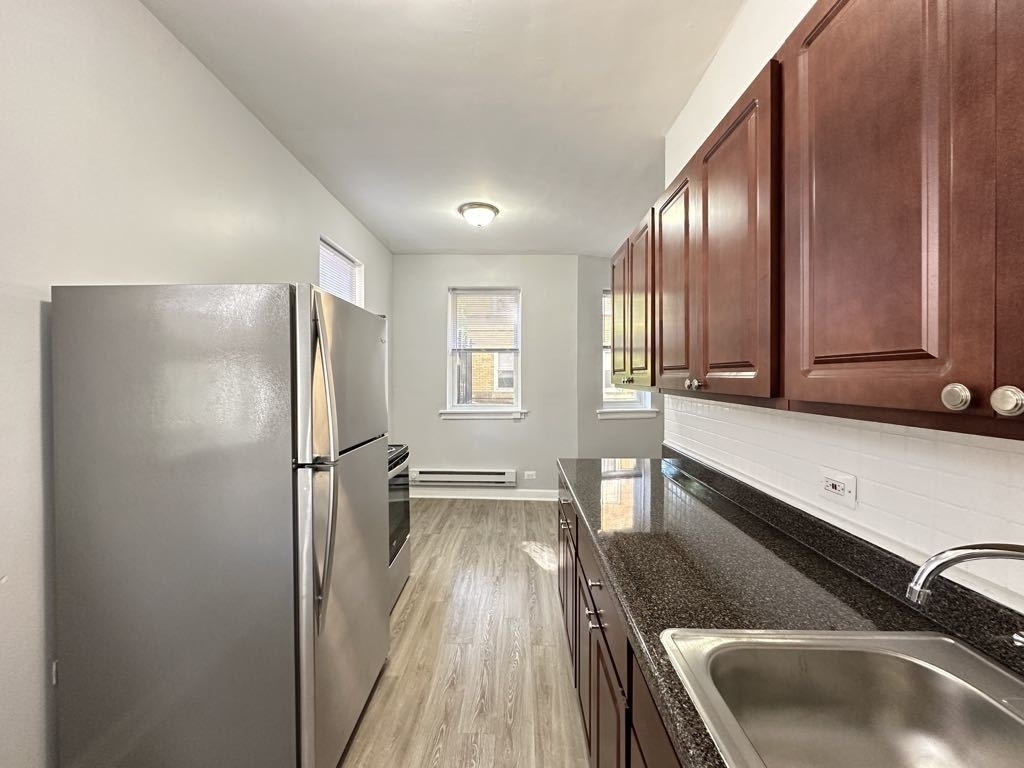 4503 N Malden Street - Photo 4