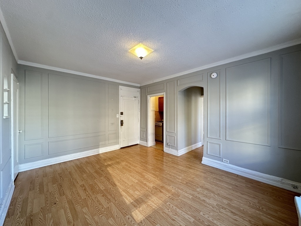 434 W Wellington Avenue - Photo 11