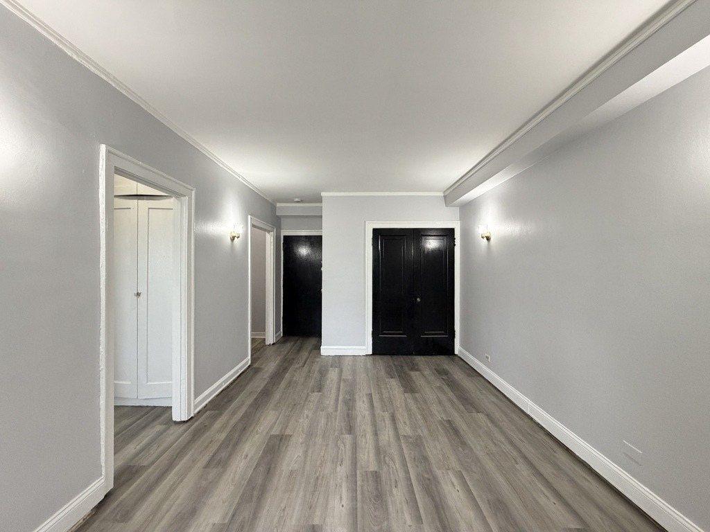 917 W Eastwood Avenue - Photo 13