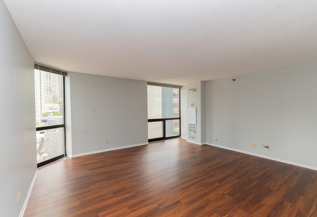 70 W Huron Street - Photo 16