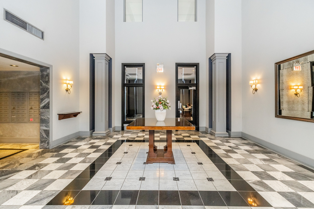 70 W Huron Street - Photo 4