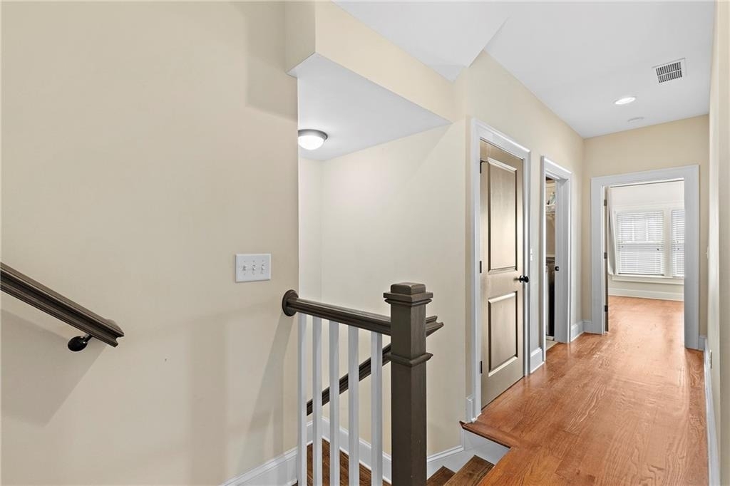 81 College Street - Photo 14