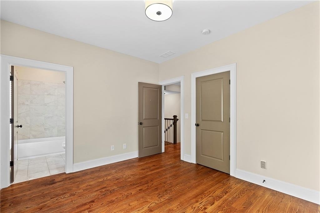 81 College Street - Photo 16