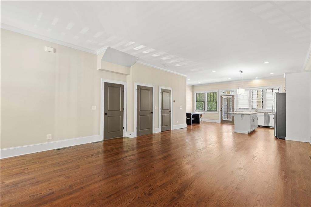81 College Street - Photo 4