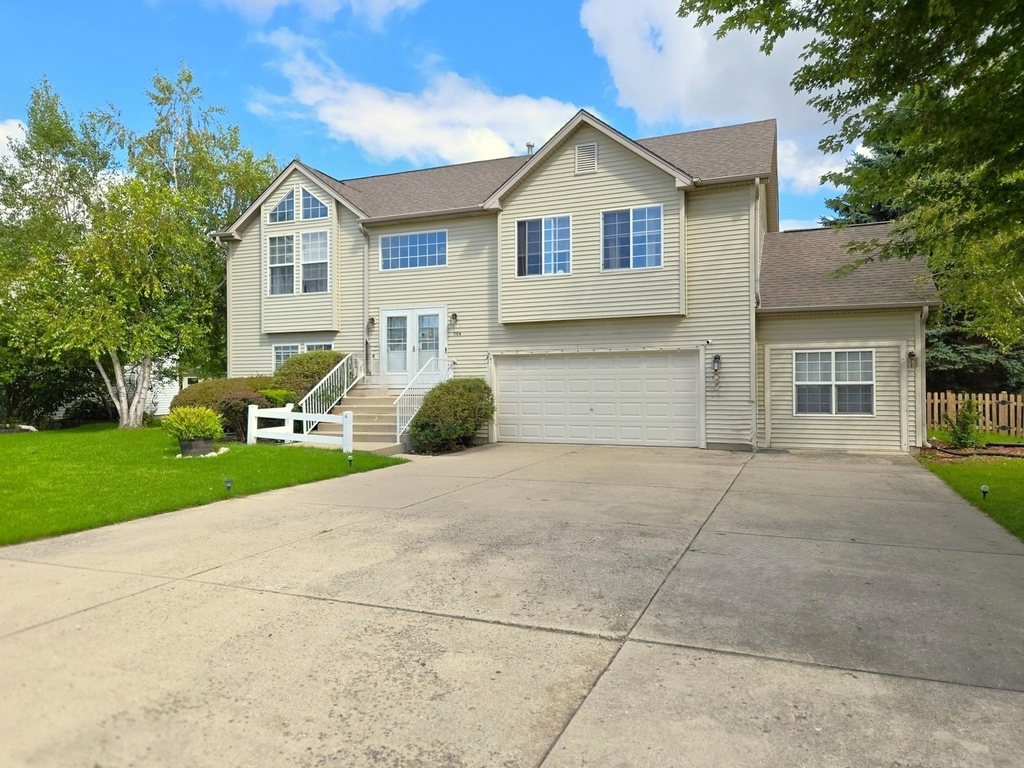 504 Cartwright Trail - Photo 0