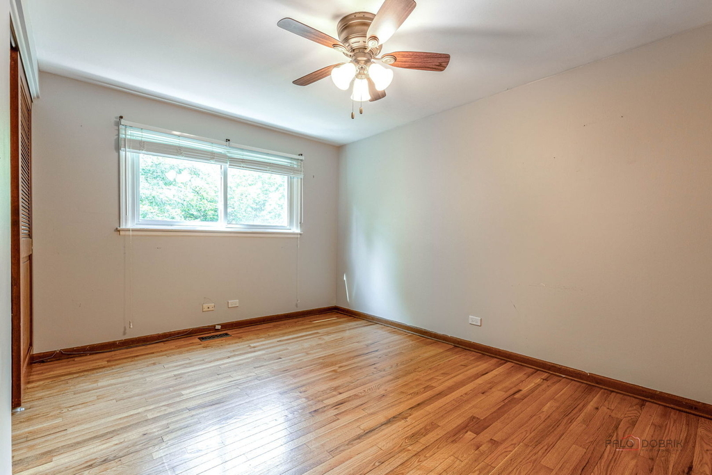 928 N Rohlwing Road - Photo 20