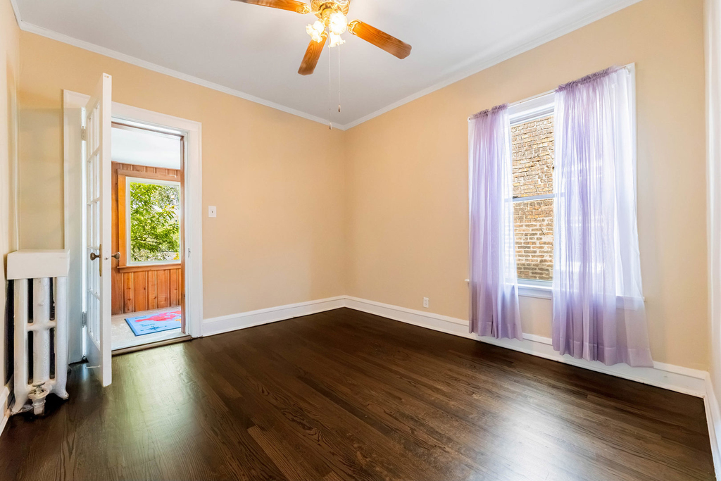 7652 S Cornell Avenue - Photo 12