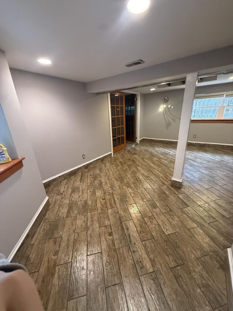 844 N Harding Avenue - Photo 1