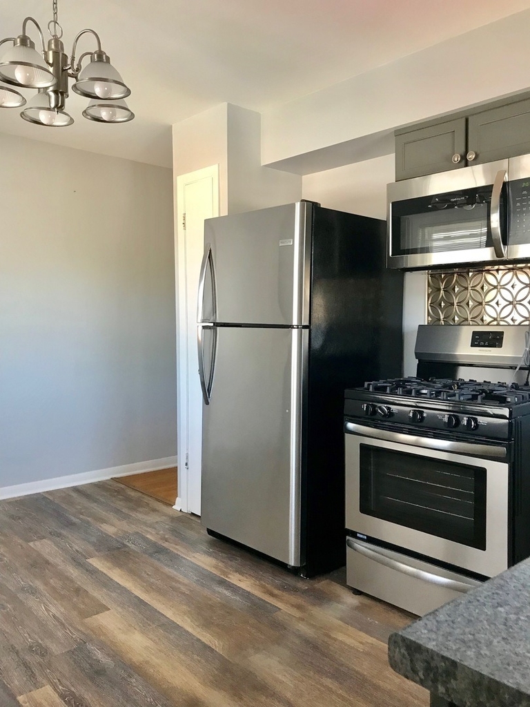 5916 W Fullerton Avenue - Photo 4