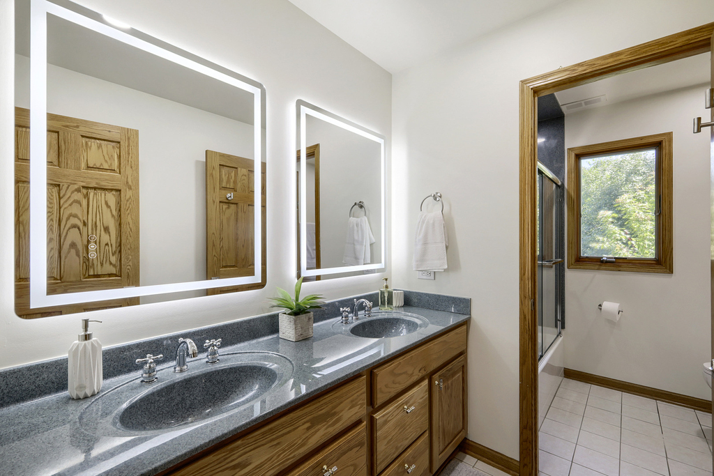 1325 E Lake Avenue - Photo 28