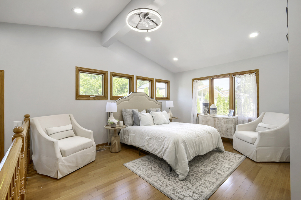 1325 E Lake Avenue - Photo 16