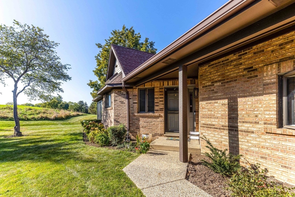 1688 Pebble Beach Drive - Photo 4