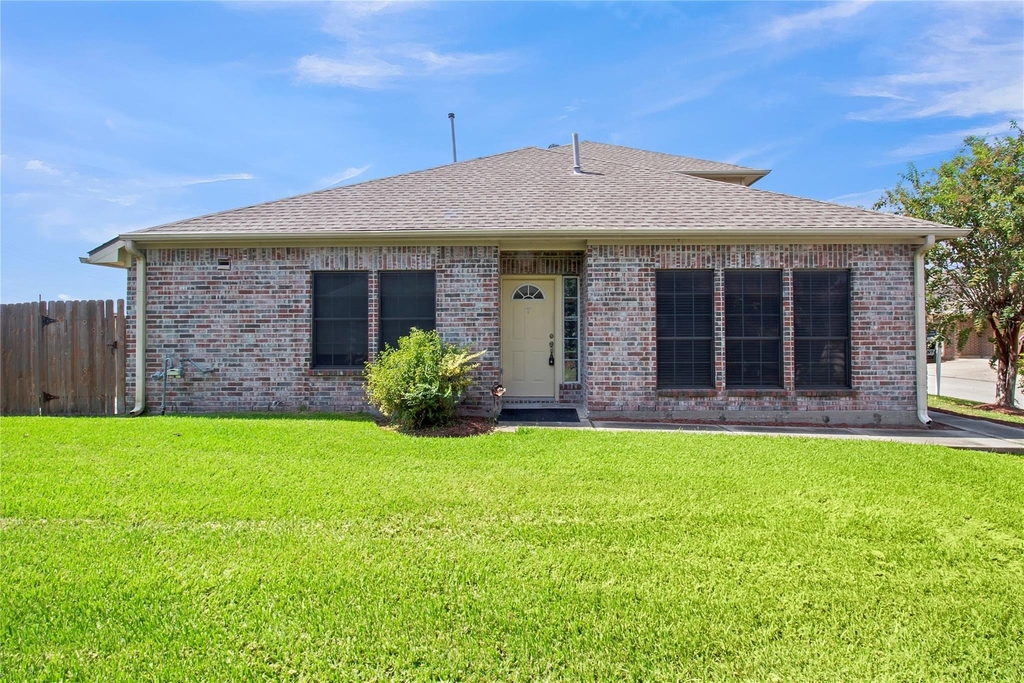 1526 Village Townhome Drive - Photo 1