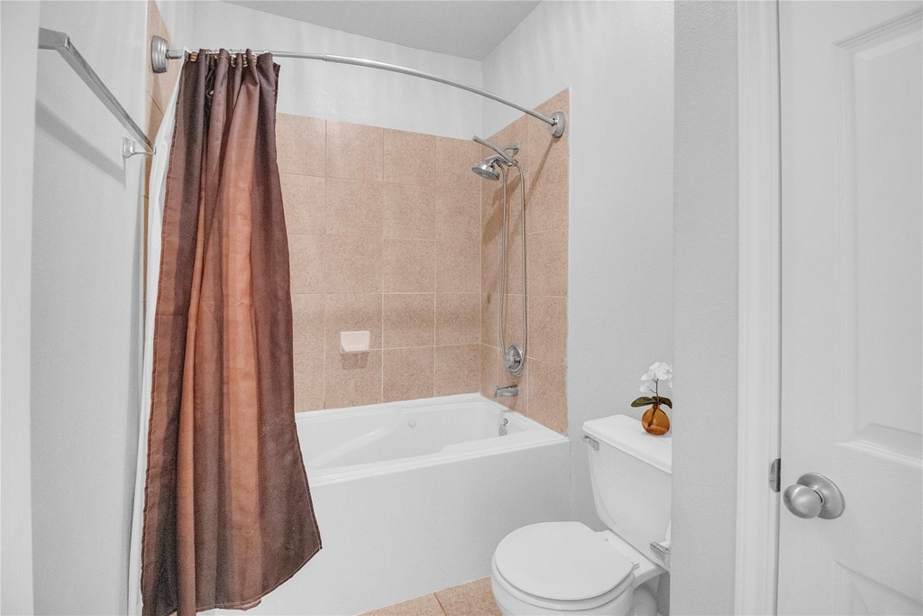 1526 Village Townhome Drive - Photo 17