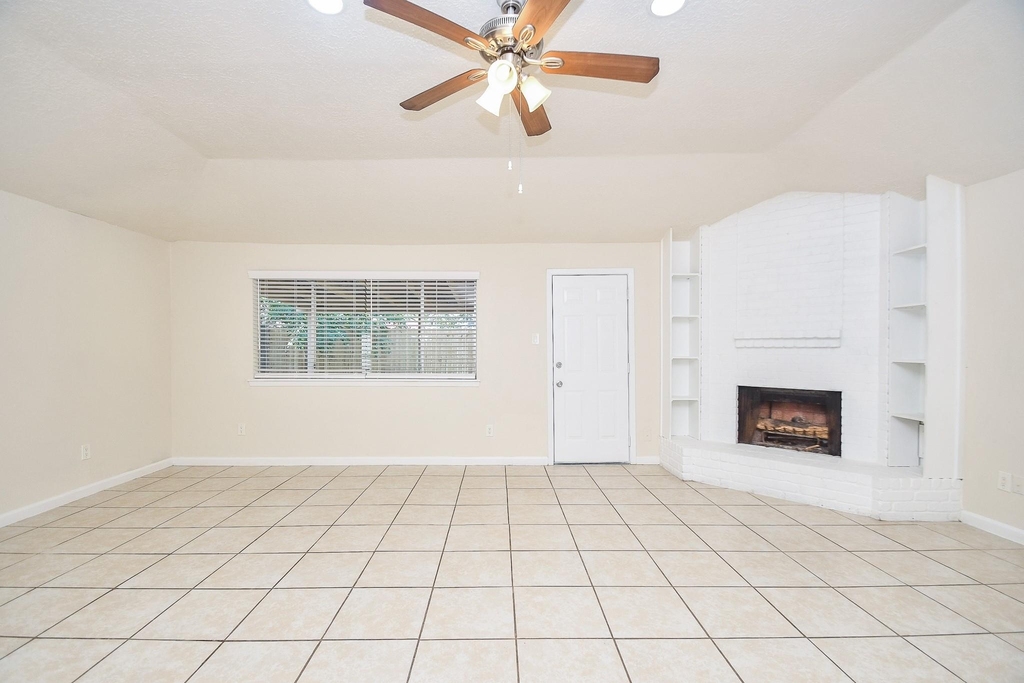 19739 Redroot Drive - Photo 7