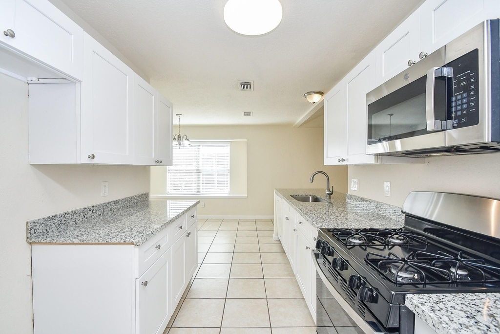 19739 Redroot Drive - Photo 21