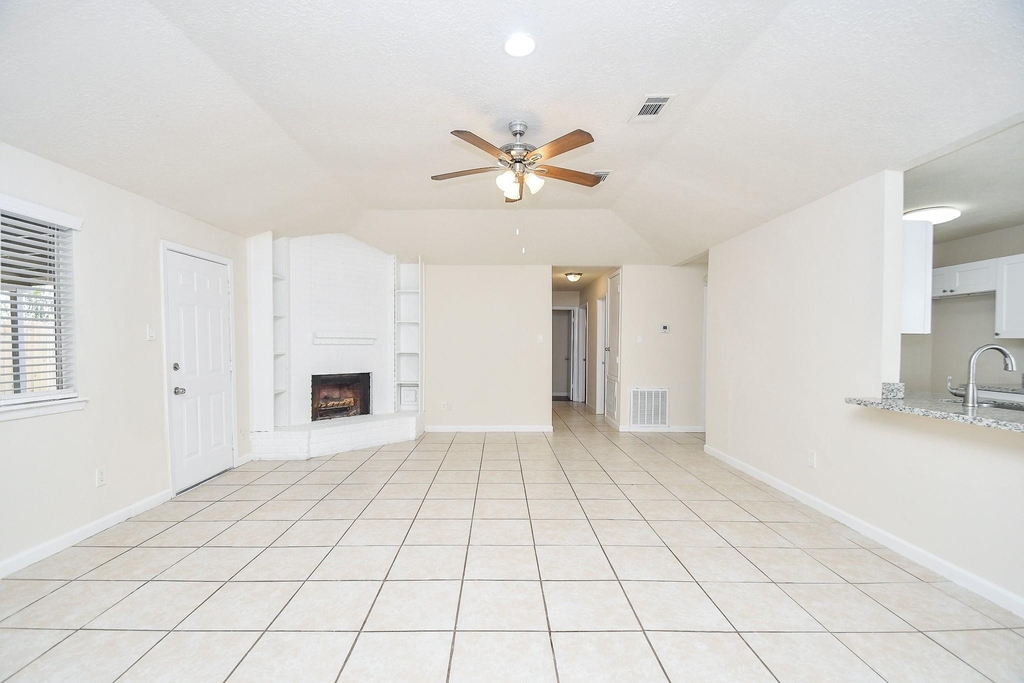 19739 Redroot Drive - Photo 9