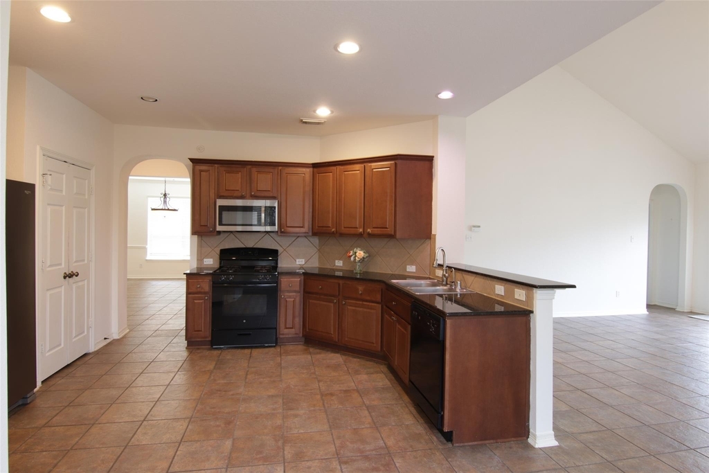 11409 Morning Brook Drive - Photo 8
