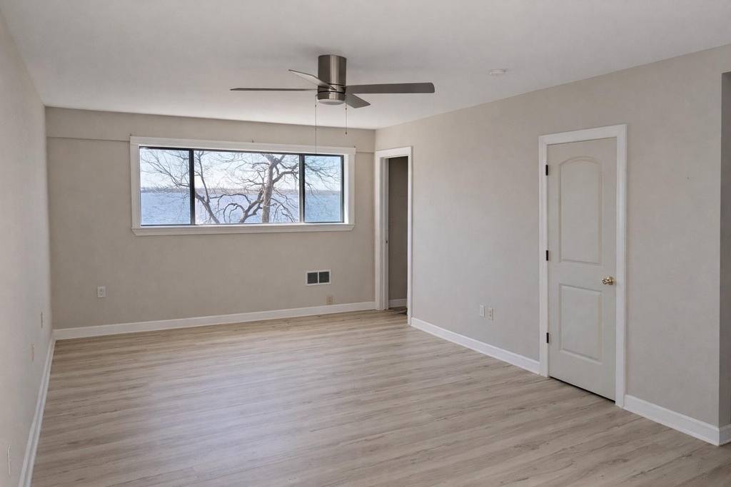 5315 Bayway Drive - Photo 13