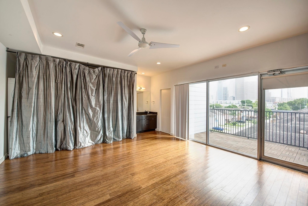 1316 Cleveland - Photo 38