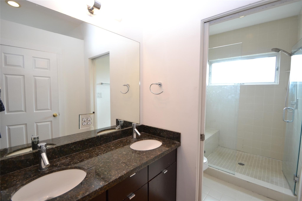 1316 Cleveland - Photo 41