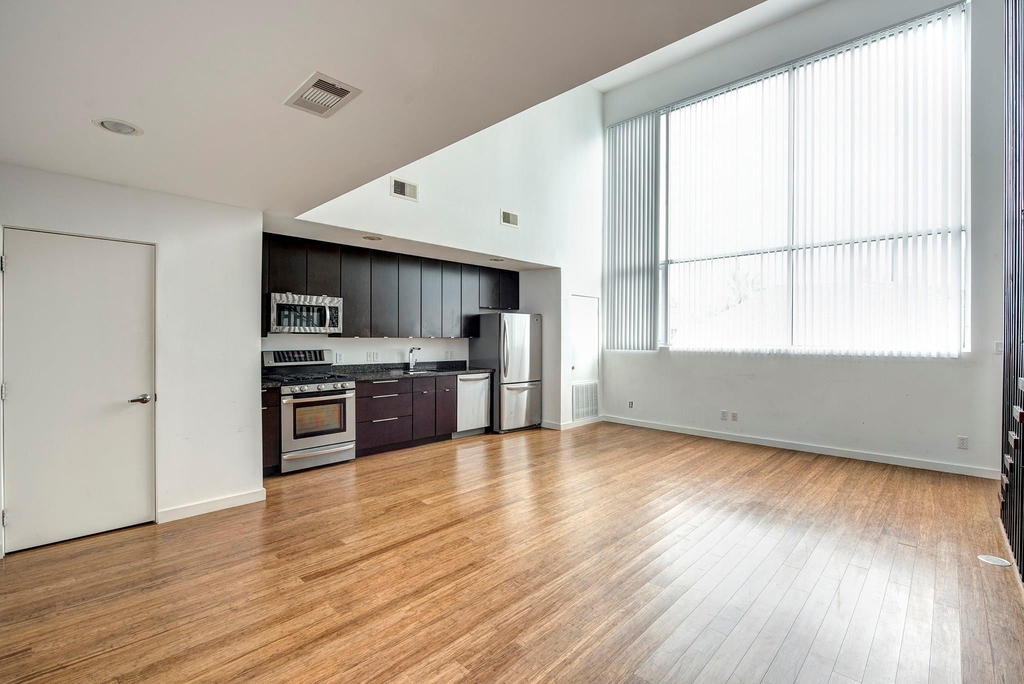 1316 Cleveland - Photo 44