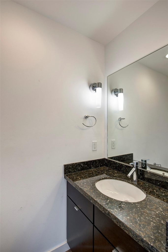 1316 Cleveland - Photo 45