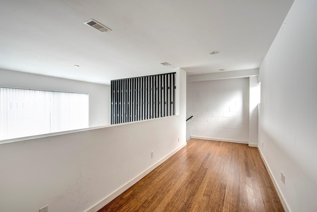 1316 Cleveland - Photo 34