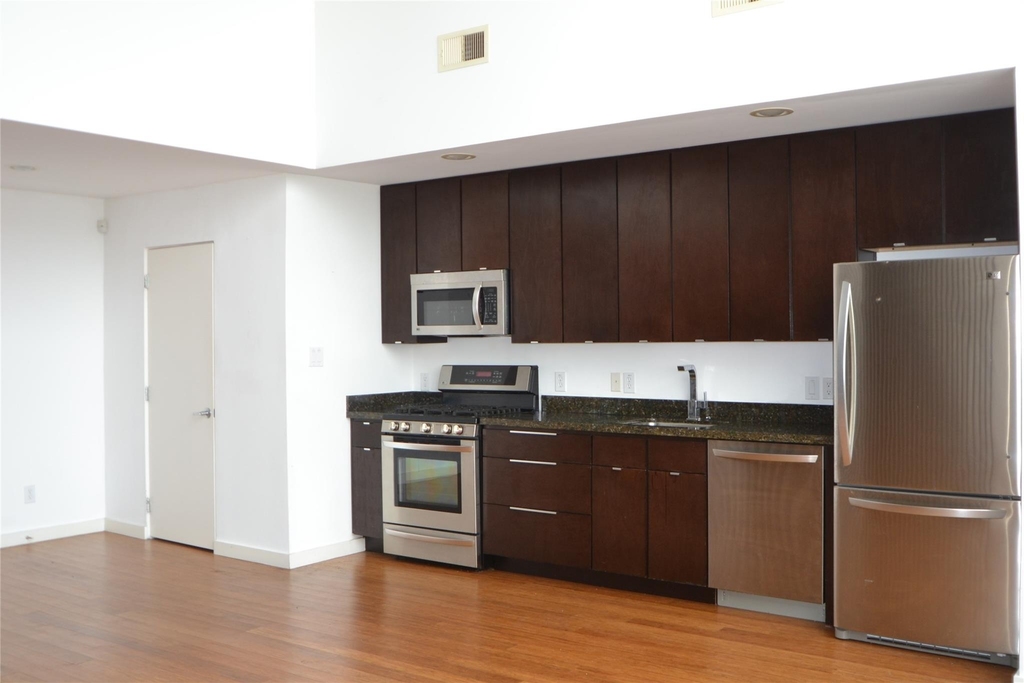 1316 Cleveland - Photo 21