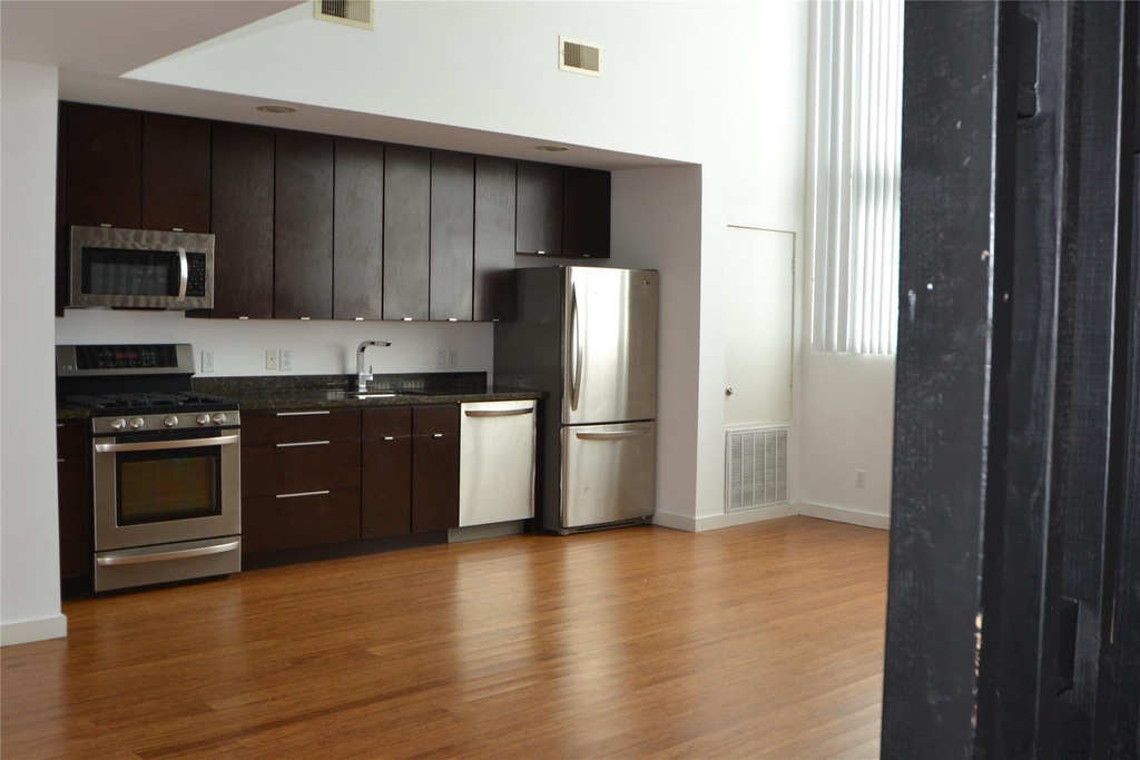 1316 Cleveland - Photo 22