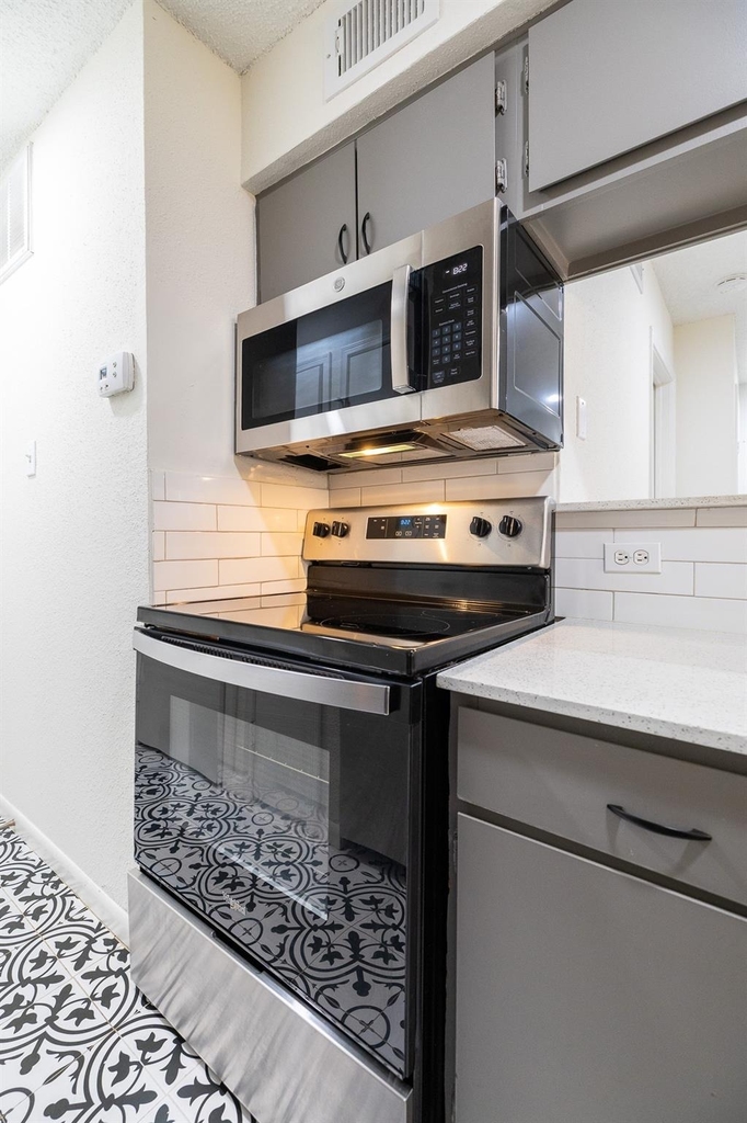 2750 Holly Hall Street - Photo 1