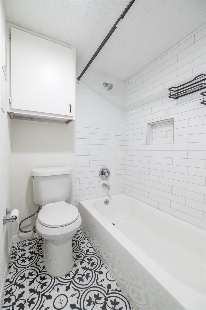 2750 Holly Hall Street - Photo 11