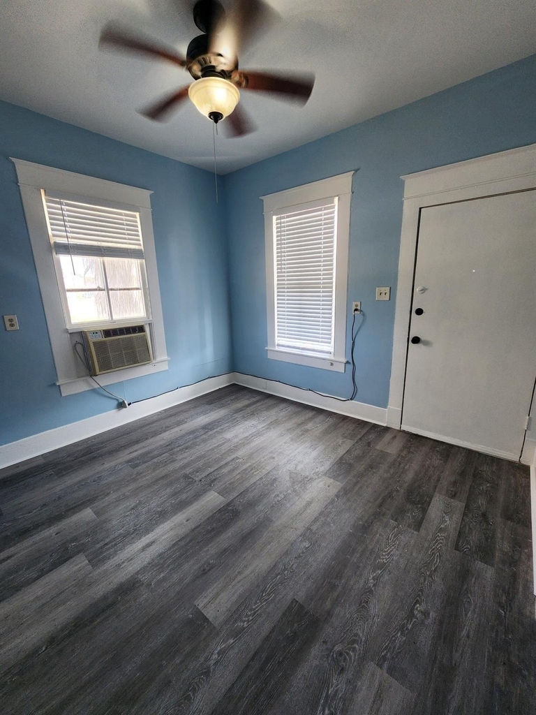 1601 40th Street - Photo 5