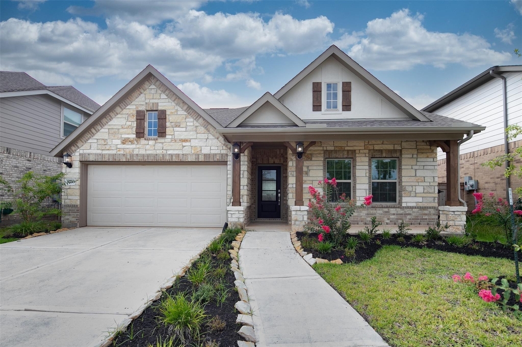 8710 Morning Glow Drive - Photo 0
