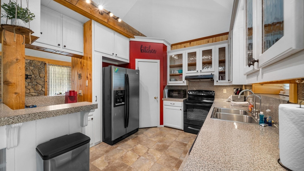 11400 Highcrest Drive - Photo 6