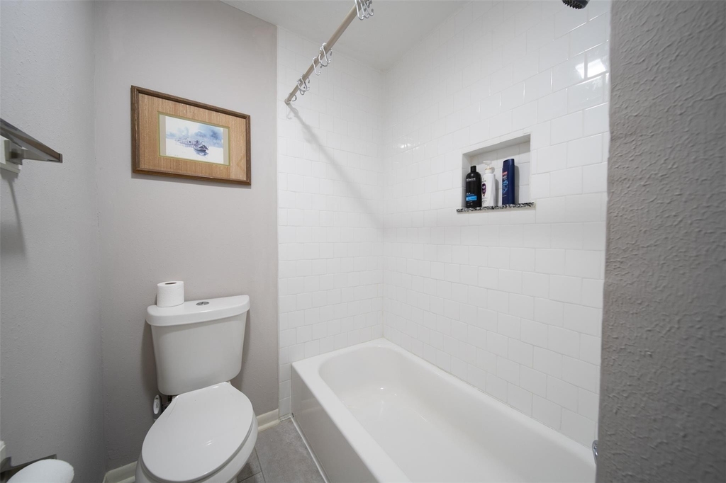 7935 Kendalia Drive - Photo 8