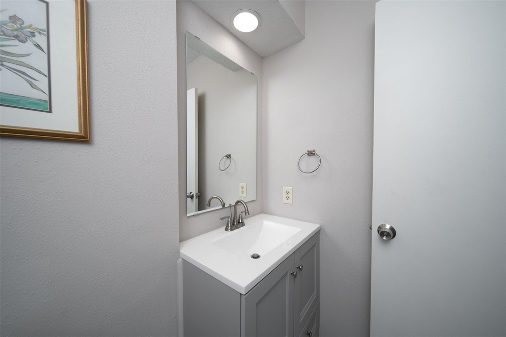 7935 Kendalia Drive - Photo 16