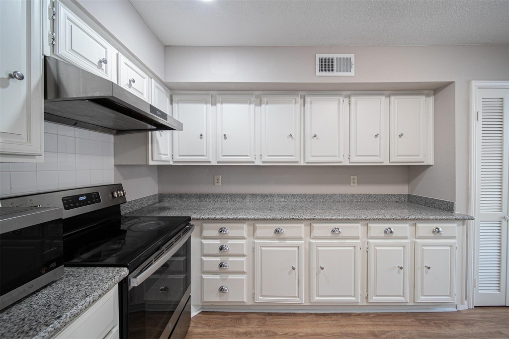 7935 Kendalia Drive - Photo 25