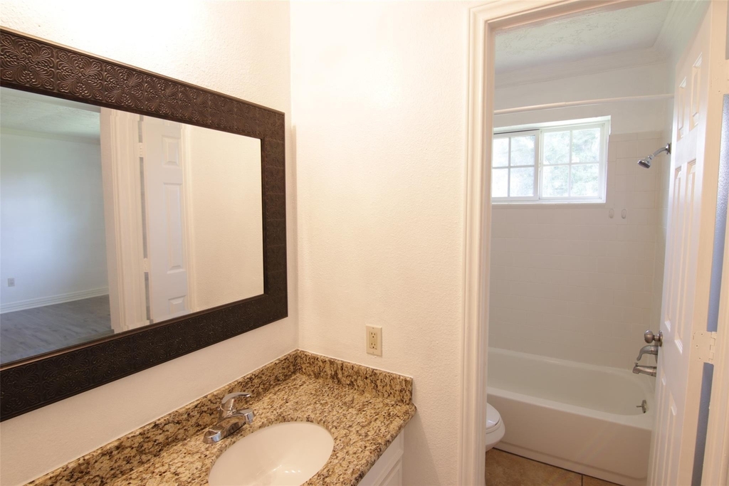 10402 Long River Drive - Photo 13