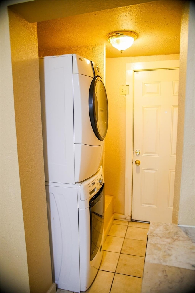 4315 La Branch Street - Photo 8