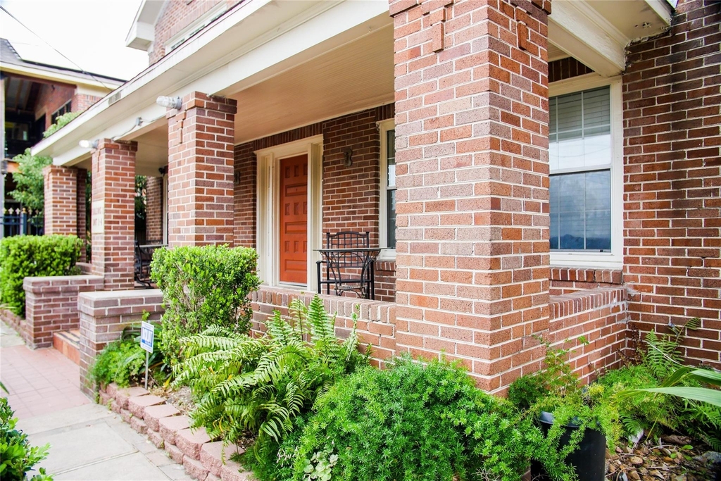 4315 La Branch Street - Photo 2