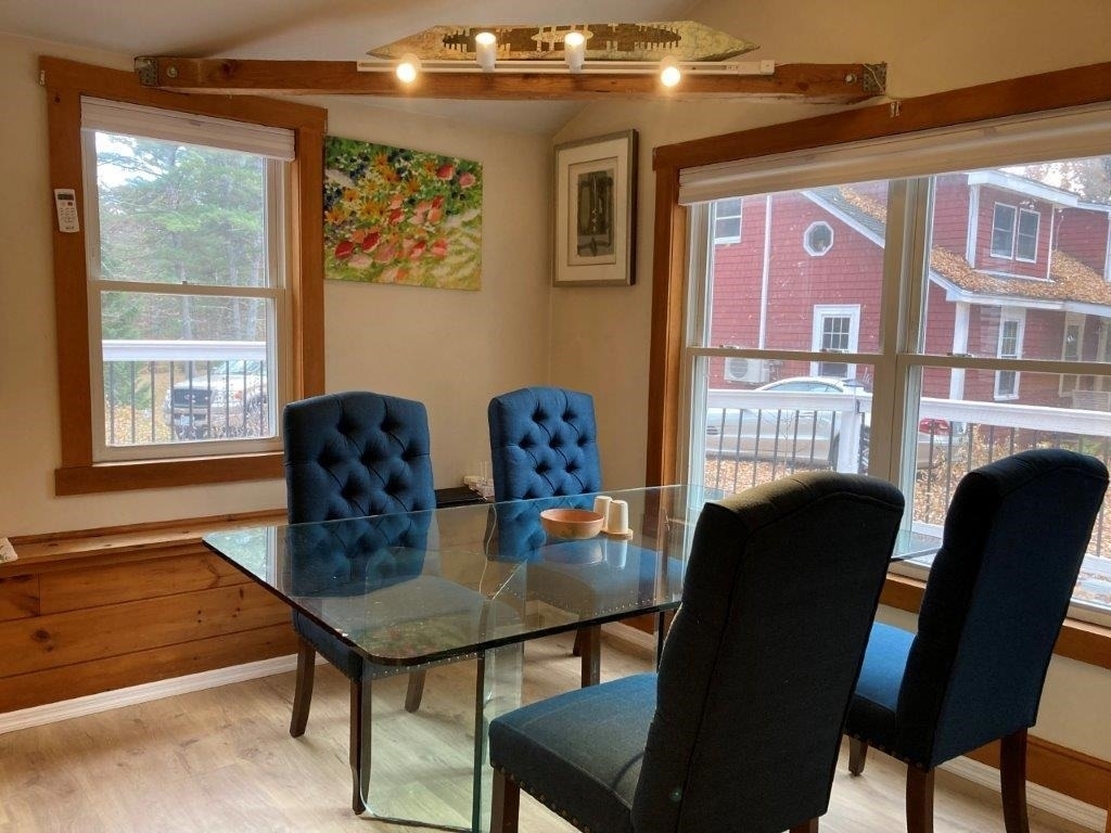 210 Prospect Hill - Photo 3