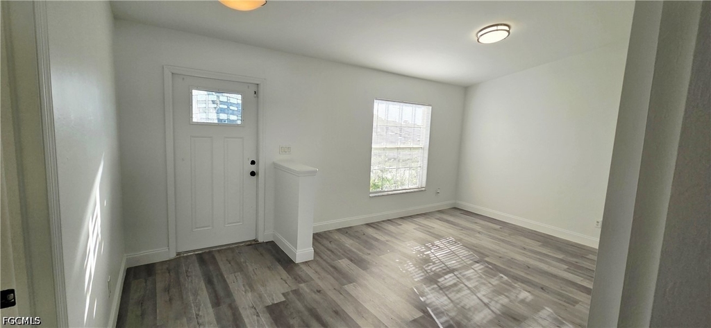 541 Nw 18th Avenue - Photo 3