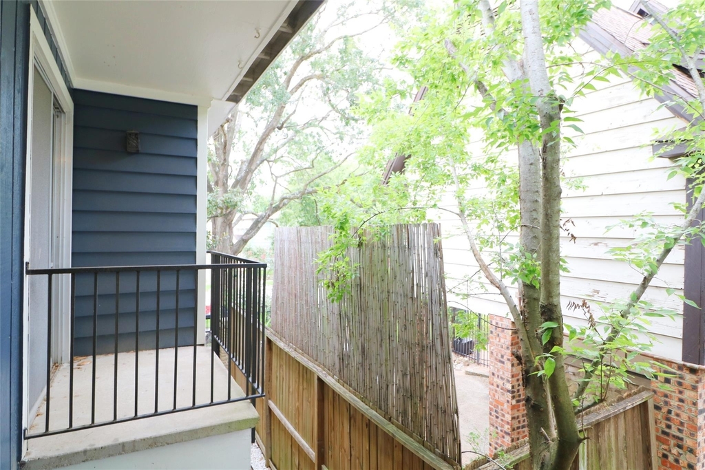 1855 Portsmouth Street - Photo 6